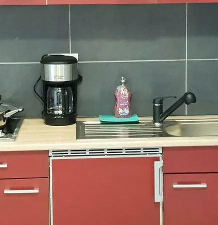 Gasthaus-aparthotel شقة 3*