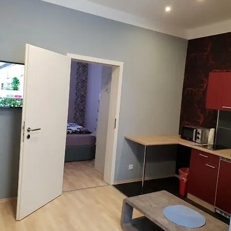 Gasthaus-aparthotel Lägenhet *